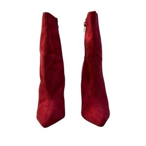 Wild Diva Women’s Fushia Faux Suede Heeled Boots